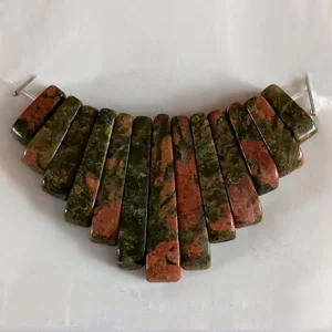 Unakite, 13 piece tapered fan, semi-precious gemstone set.