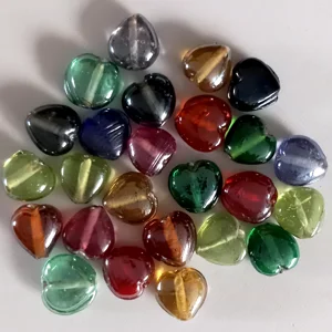 25 Indian glass heart beads, 12 x 12mm, mixed colours.