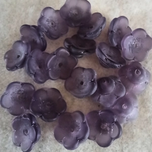 20 flower beads, frosted purple, 12mm