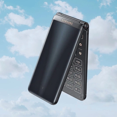 Samsung Galaxy Folder 2 - Unlocked - Android Flip Smartphone