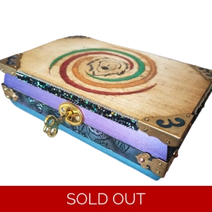 Lion Swirl box