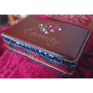 Eternity Jewellery case