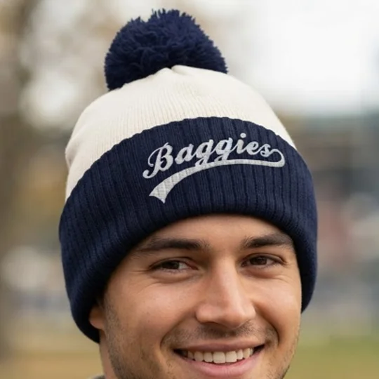 Baggies embroidered retro-style bobble hat with West Brom-inspired football design