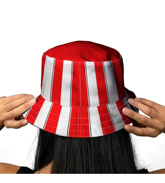 Brentford retro 1989-inspired bucket hat — Stylish red and white bucket hat with a vintage football aesthetic, inspired by Brentford’s 1989 home kit and designed for supporters who love classic Bees style.
