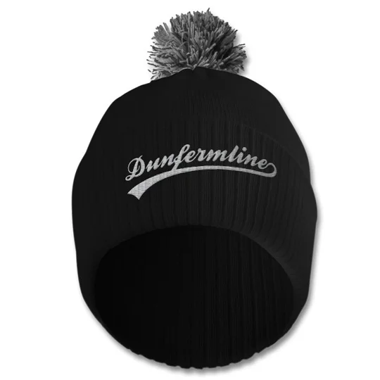 Dunfermline-inspired retro-style football bobble hat with embroidered detailing from Football Art Online.