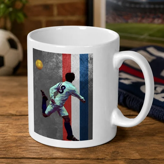 Escape to Victory Ossie Ardiles Mug – Iconic Football Film Art Mug | Argentina Legend Soccer Gift
