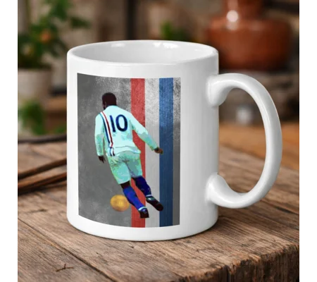 Escape to Victory Pelé Iconic Image Mug – Classic Football Movie Tribute Coffee Cup