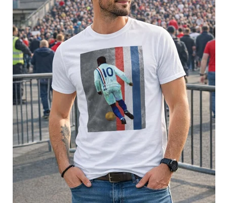 Escape to Victory Pelé Iconic Image T-Shirt – Legendary Football Movie Tee | Soccer Film Shirt