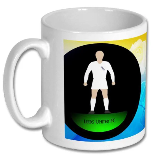 10oz Leeds-inspired football mug with retro football figure artwork