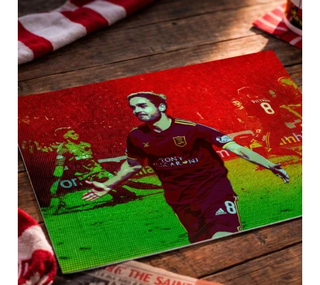 Livingston Scott Pittman Pop-Art Digital Art Print – Livi Midfield Hero Wall Art