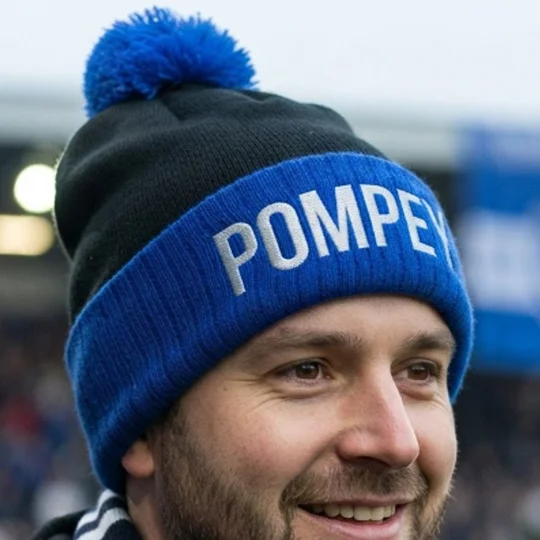 Portsmouth-inspired retro-style football bobble hat with embroidered design