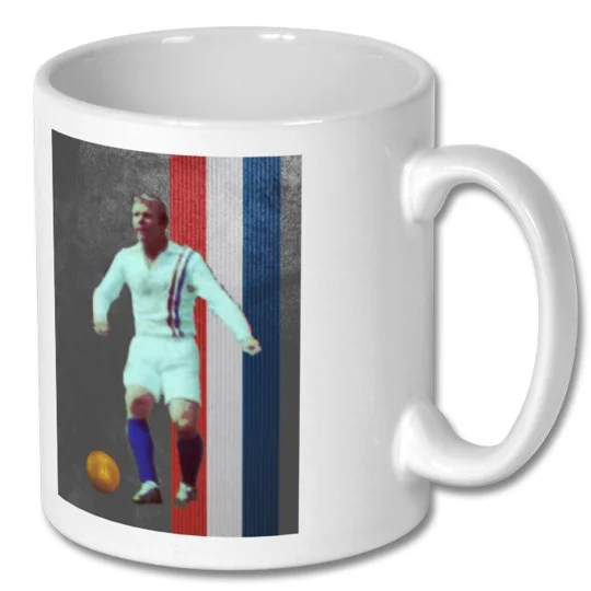 Bobby Moore-inspired Escape to Victory football movie art mug