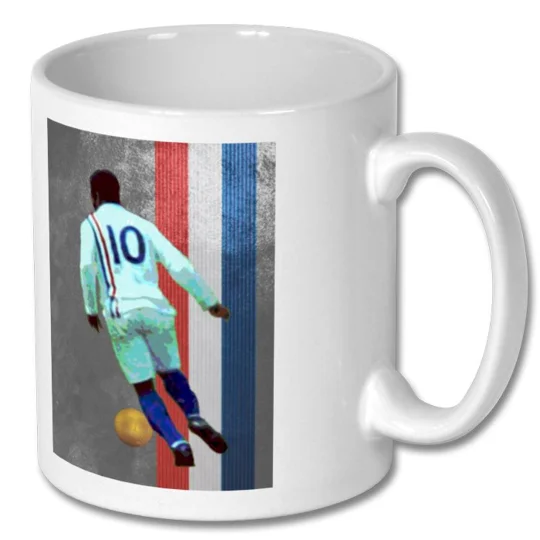 Escape to Victory Pelé Iconic Image Mug – Classic Football Movie Tribute Coffee Cup