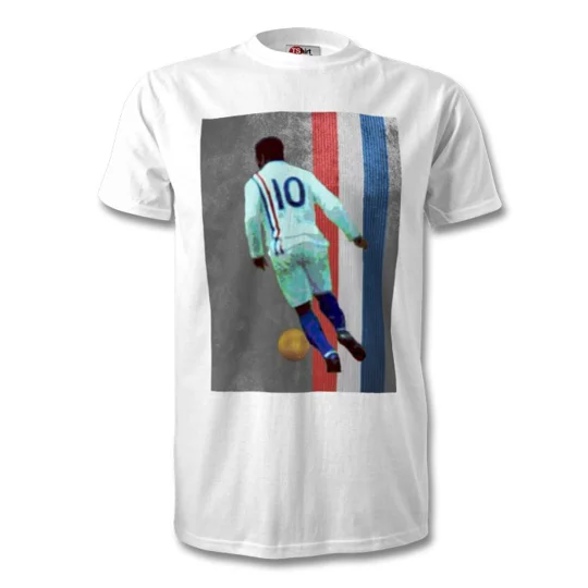 Escape to Victory Pelé Iconic Image T-Shirt – Legendary Football Movie Tee | Soccer Film Shirt