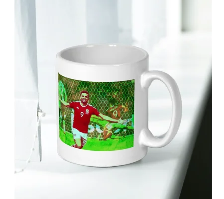 Wales Hal Robson-Kanu Euro 2016 Pop Art Mug – Iconic Belgium Goal Football Gift