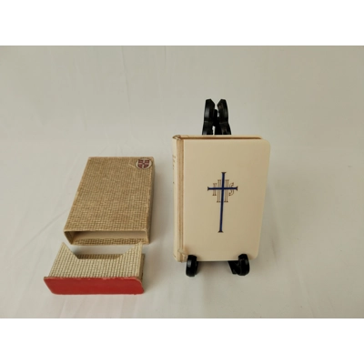 Common Prayer Hymns A&M with case
