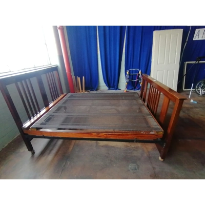 Antique Adjustable Bed Frame (4ft6)