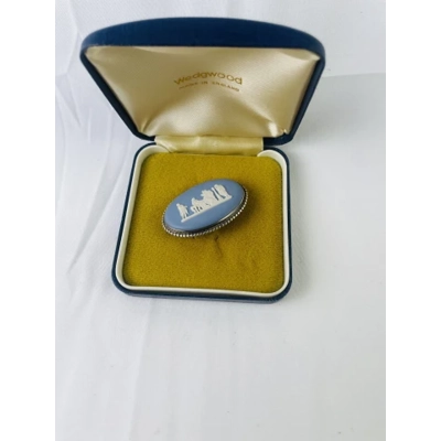 Vintage Gold on Sterling Silver Wedgwood Teal Jasper Ware brooch - Sacrifice to the Gods - English m