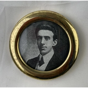 Small Vintage Portrait of a Man in Circular Frame Small Vintage Portrait of a Man in Circular Frame