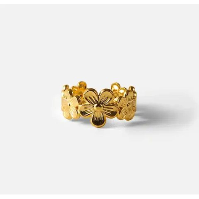 product Image for Beautiful Antique Ring Surrounded By Flowers