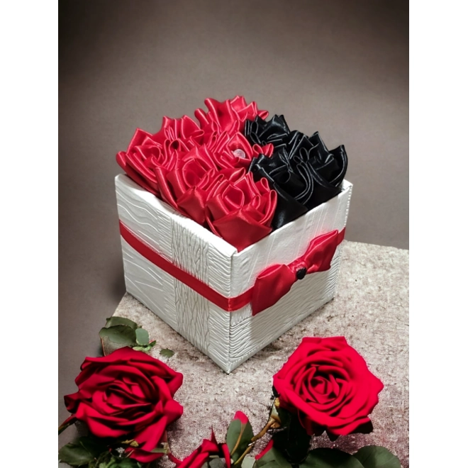 product Image for Fekete-piros szaténrózsa box 9 darabos