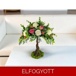 Életfa formájú asztaldísz – újrahasznosított alapból, élethű virágdekorációval..
