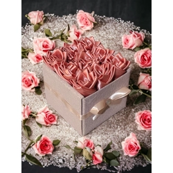 Korall színű szaténrózsa box 9 darabos