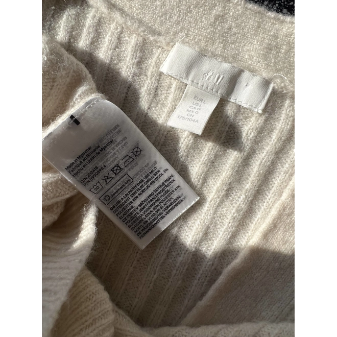 Additional Image for H&M sweater, M