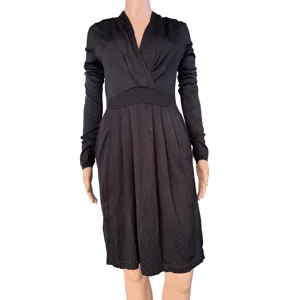 Bcbgmaxazria black knited dress, xs