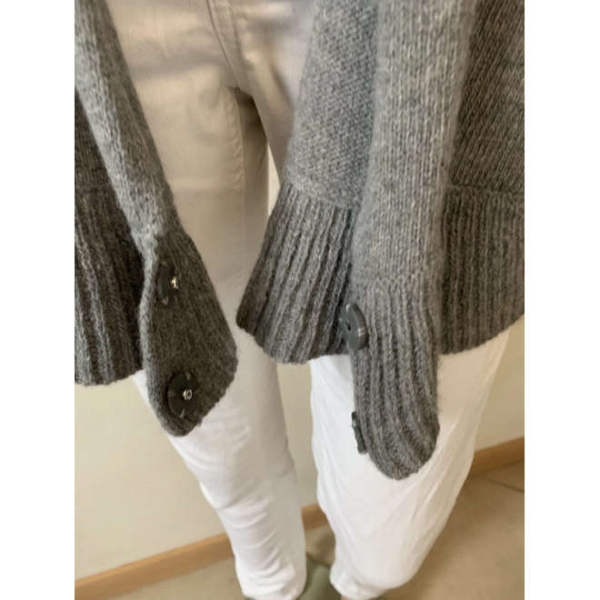 Additional Image for Philosophy Blues Original poncho with fur