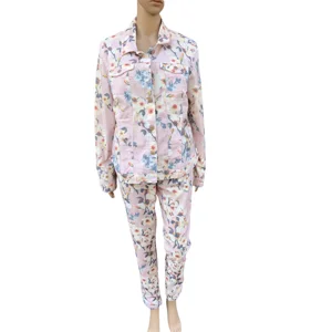 Laura Torelli denim flowered suit