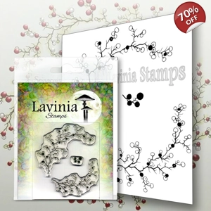 Berry Wreath with Mini Berries