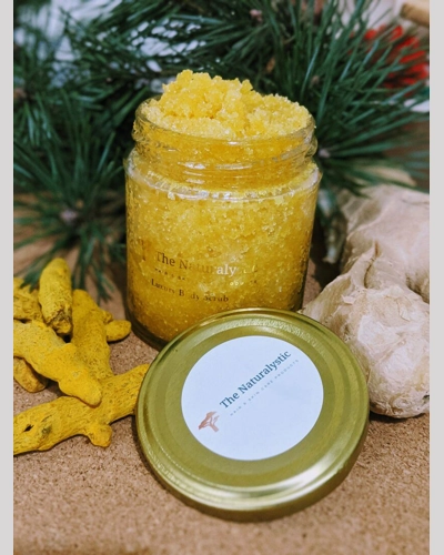 Organic Turmeric & Lemongrass Scrub