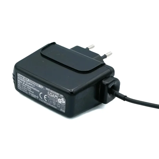 Original Netzteil für Game Boy Advance SP – Modell AGS-002