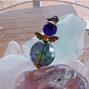 Englesmykke i Swarovski og ametyst
