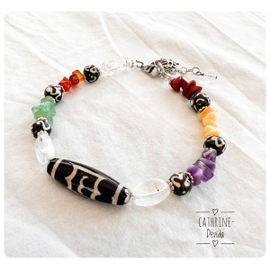 Chakra armbånd med Dzi stein