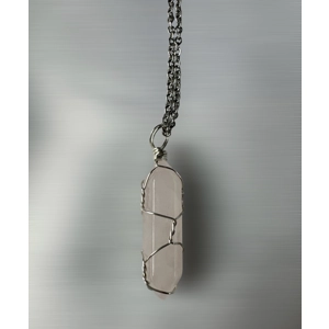 Rose Quartz Wire Wrappe..