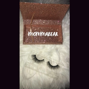 MOMMABEAR LASHES