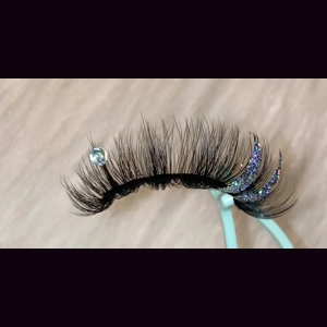 SILVER DISCO WITH A DIAMOND