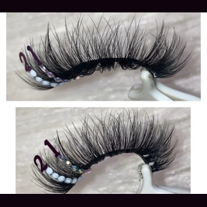 FINALLY 21 WHITE & RHINESTONE