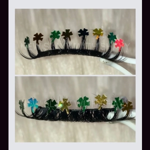 Curled green & gold 4 leaf clovers