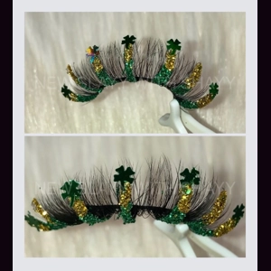 Ombré green and gold clover