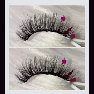 DEEP PINK GLITTER HEARTS