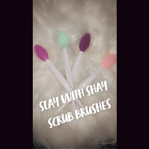 SLAY WITH SHAY LIP SCRUB BRUSHES!