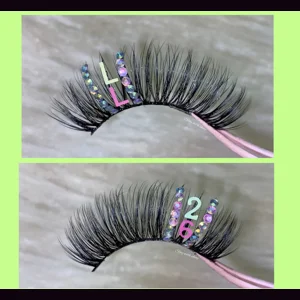 LL26 - losttlands 2k26 rhinestone lashes