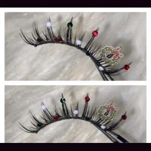 Christmas wreath spirit