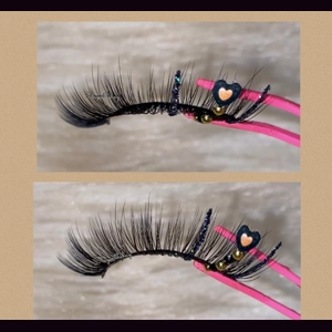 Black and gold rhinestone heart