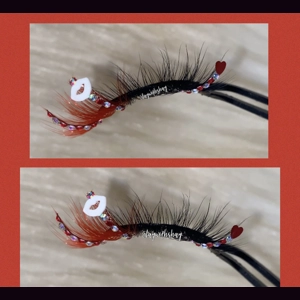 White lips & red heart rhinestone