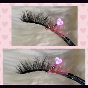 Hot pink love heart with gold