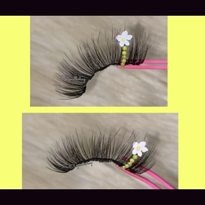 White flower yellow pearls